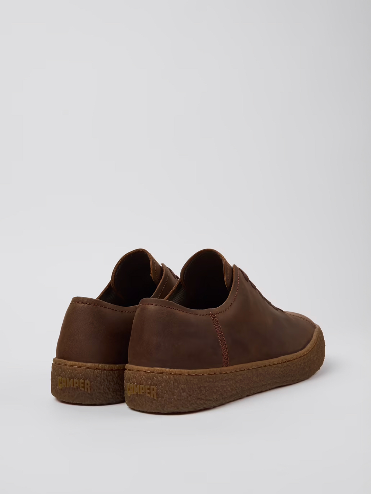 Sapatos Peu Terreno em Pele