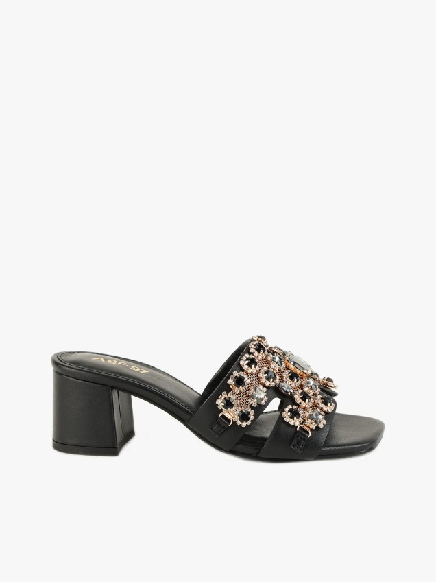 Chinelas com Salto Bloco