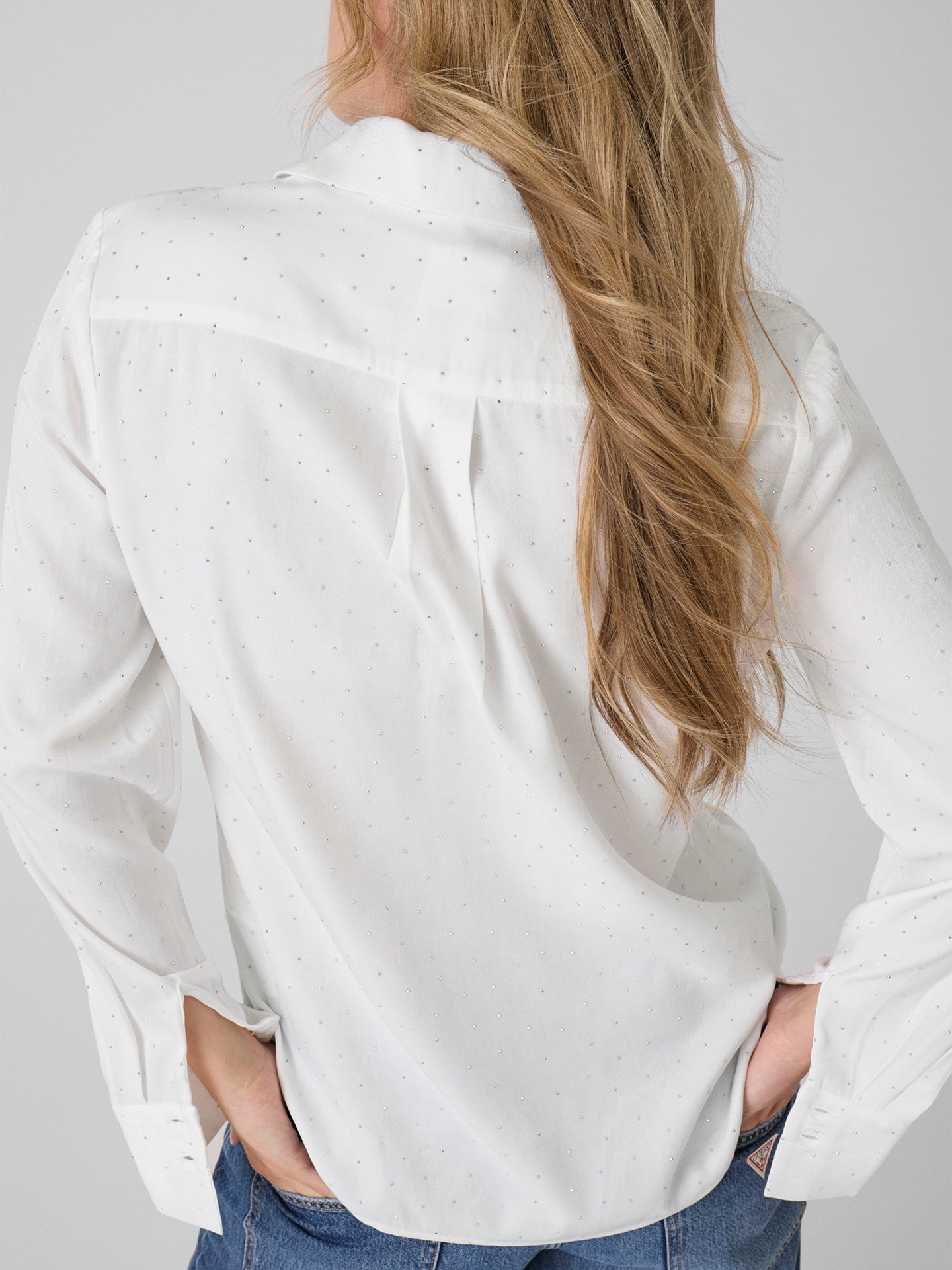 Camisa com Tachas