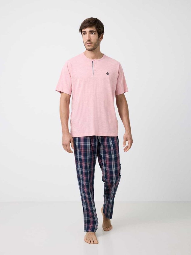 Pijama de Manga Curta e Cal�as