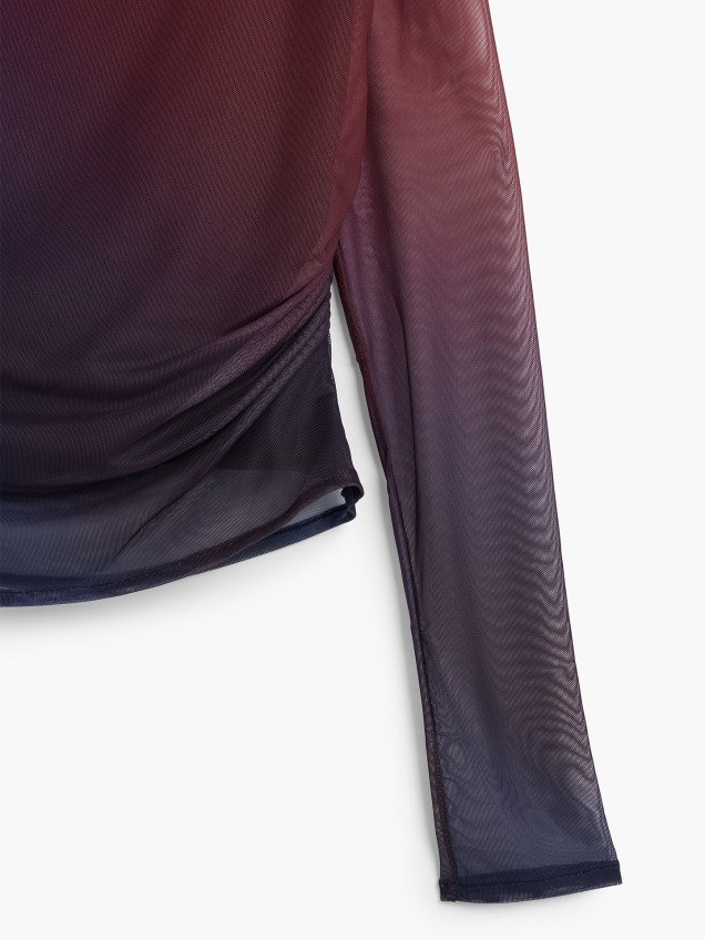 Blusa em Tule com Decote Assimétrico
