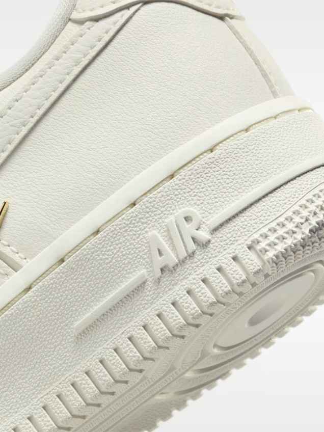 Sapatilhas Air Force 1 LX