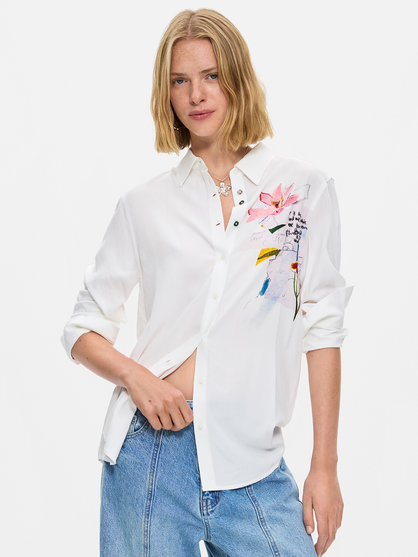 Camisa com Bordado Floral