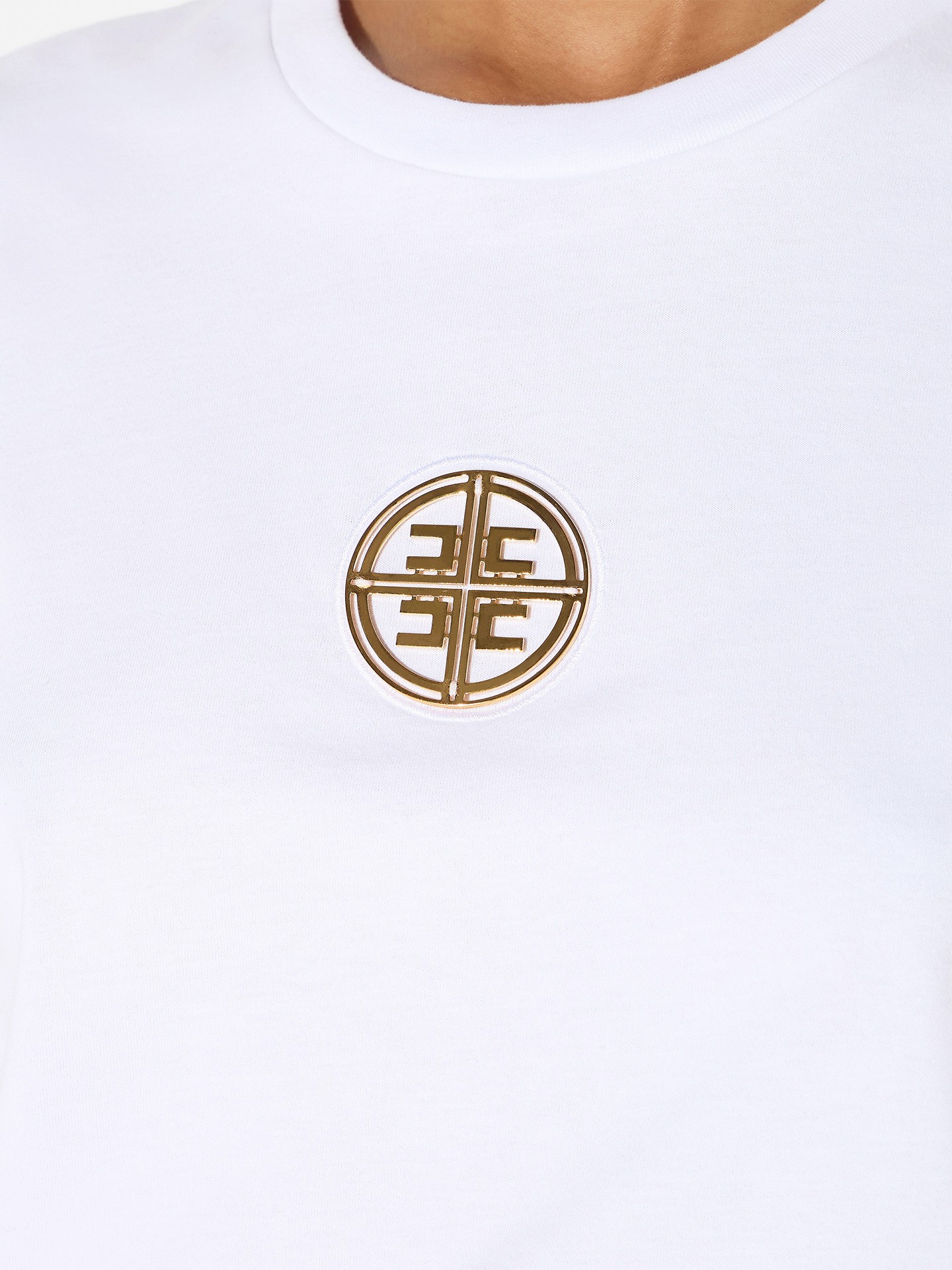 T-shirt com Aplicação