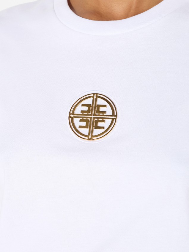 T-shirt com Aplicação