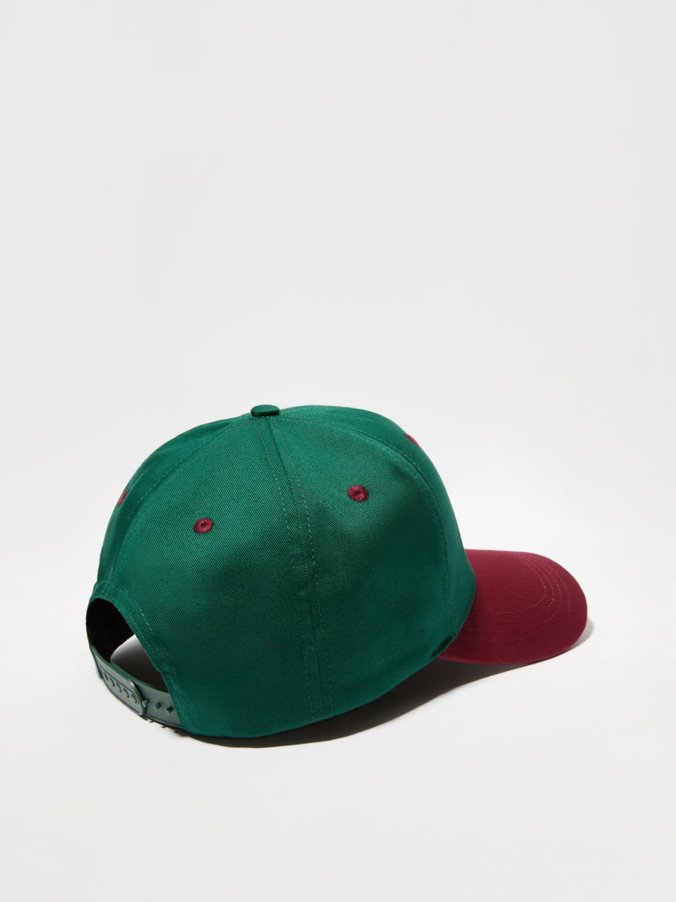 Bon� MCACARBONE