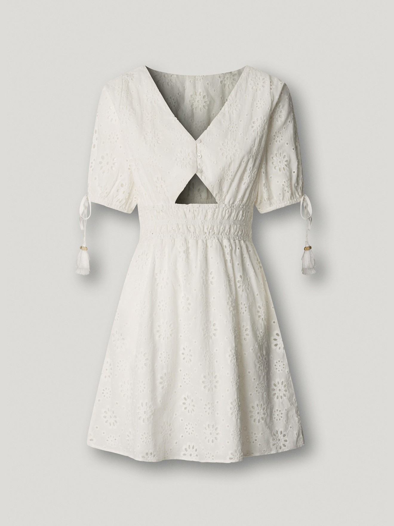 Vestido Curto com Detalhes Abertos
