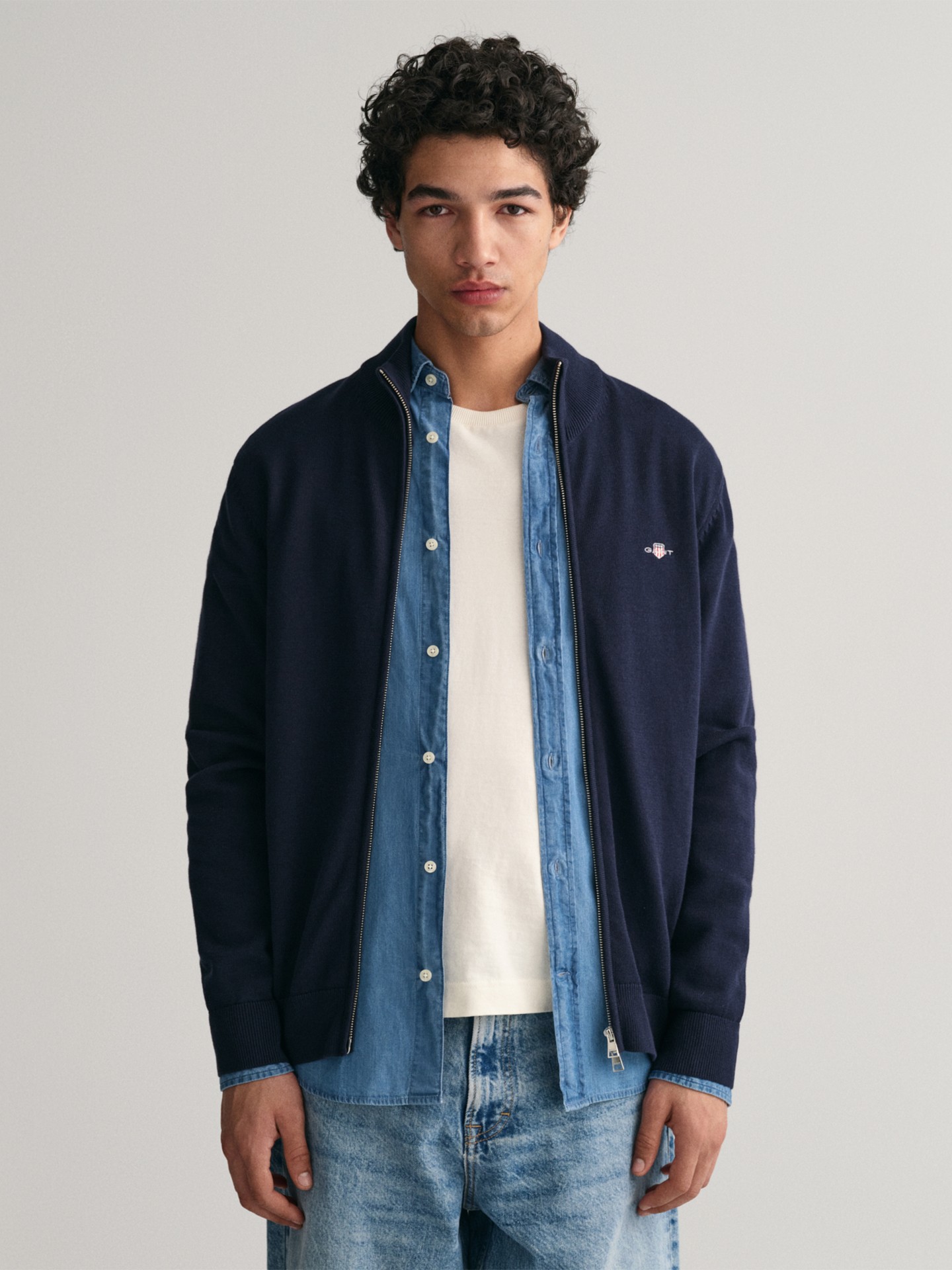 Casaco de Malha com Gola Subida e Fecho