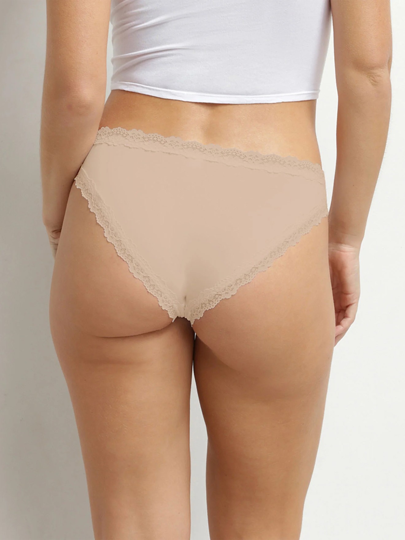 Cuecas em Microfibra e Renda