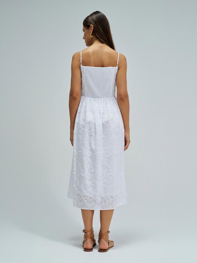 Vestido Midi com Bordados