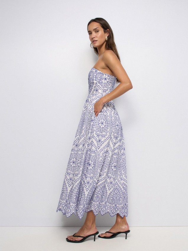 Vestido Midi com Bordados
