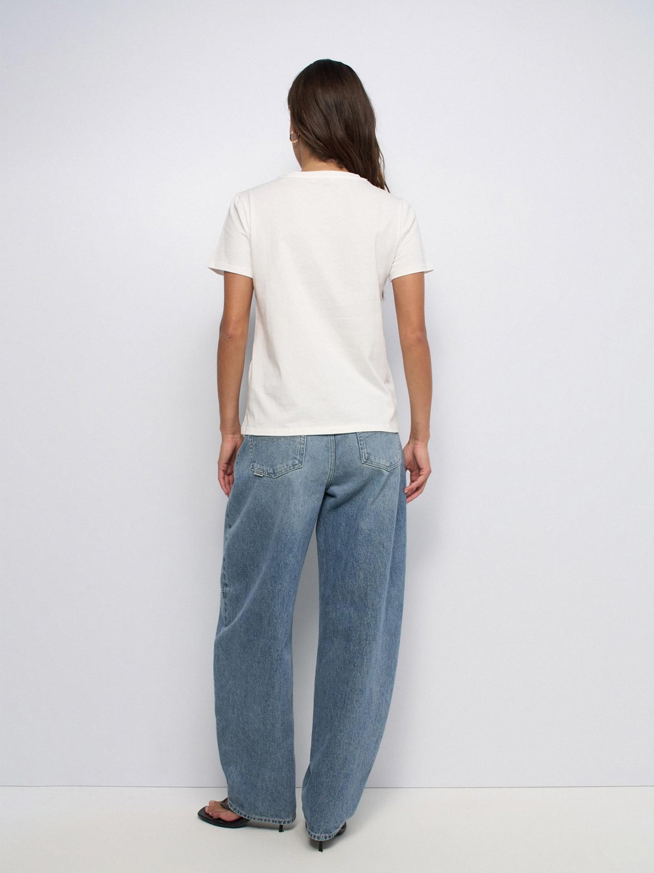 T-shirt com Bordado
