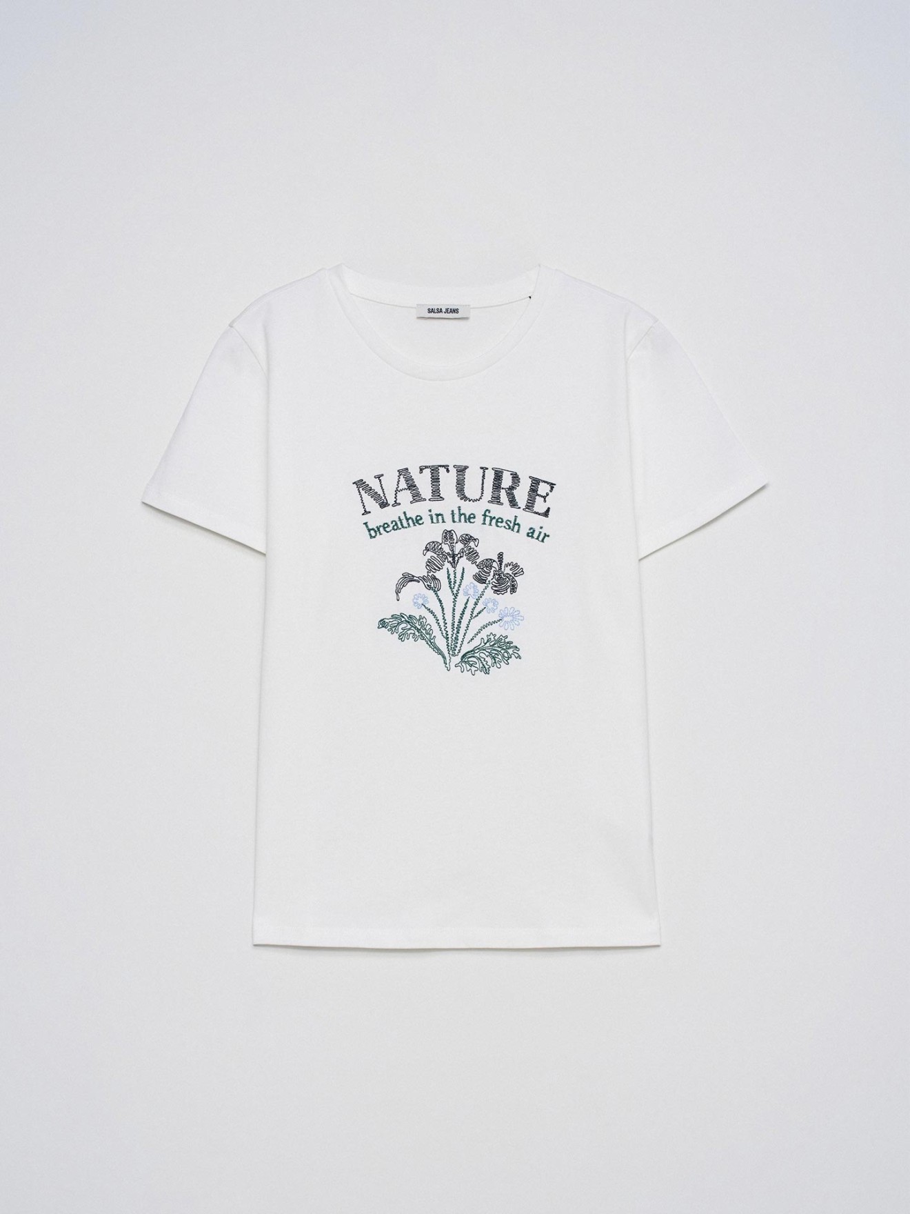 T-shirt com Bordado