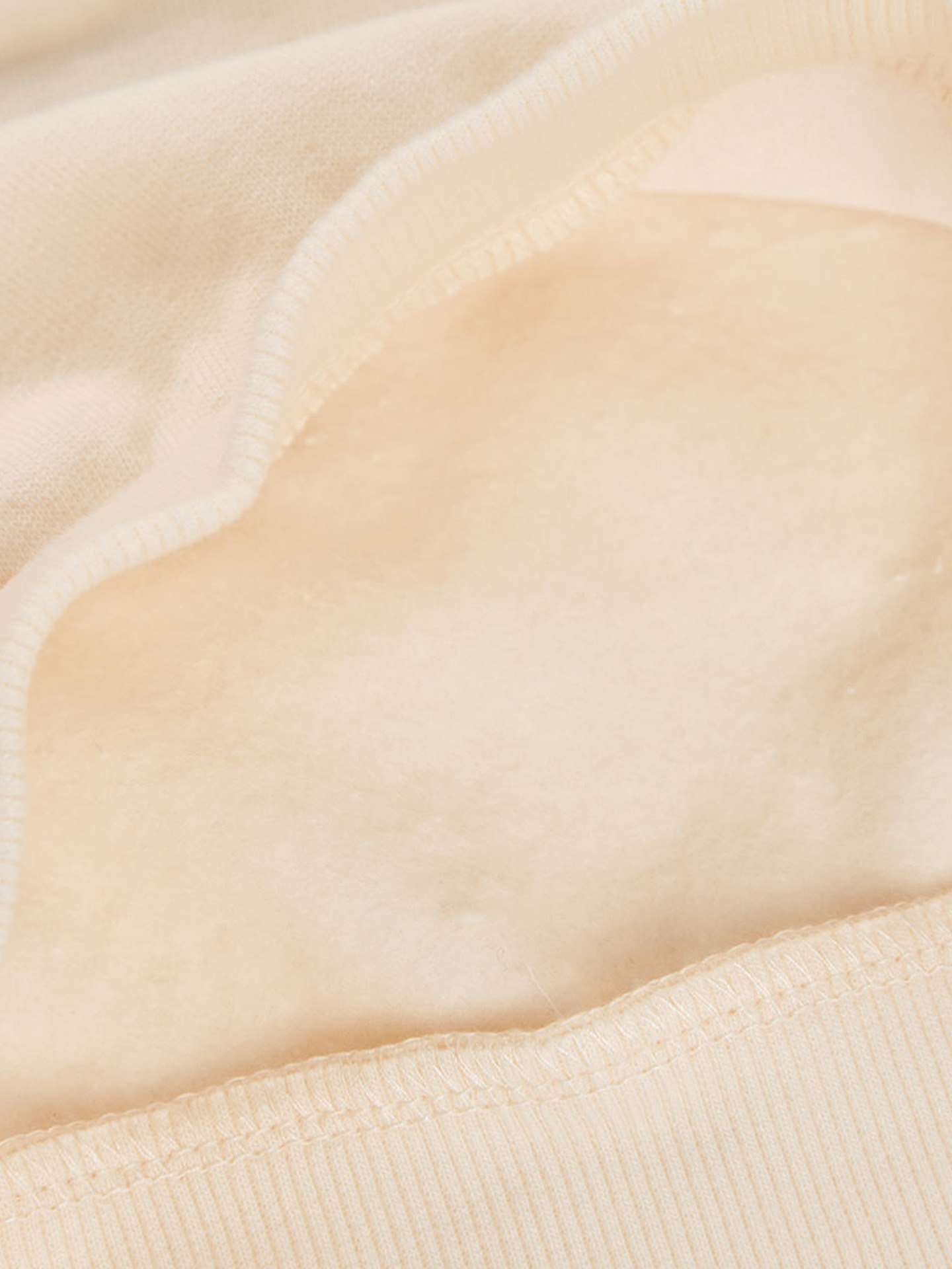 Sweatshirt com Aplicações