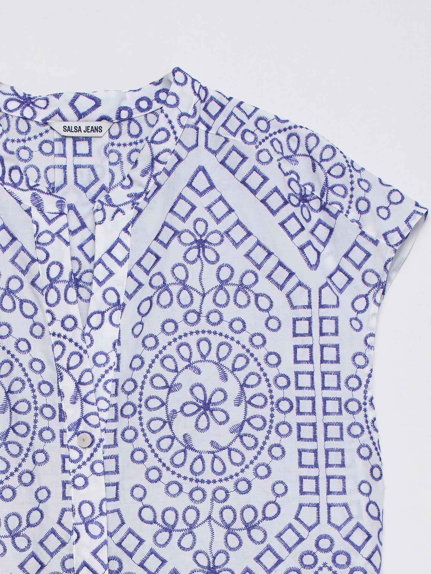 Camisa com Padrão