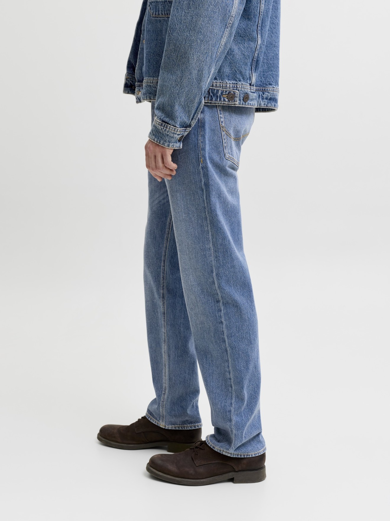 Cal�as de Ganga Relaxed Fit