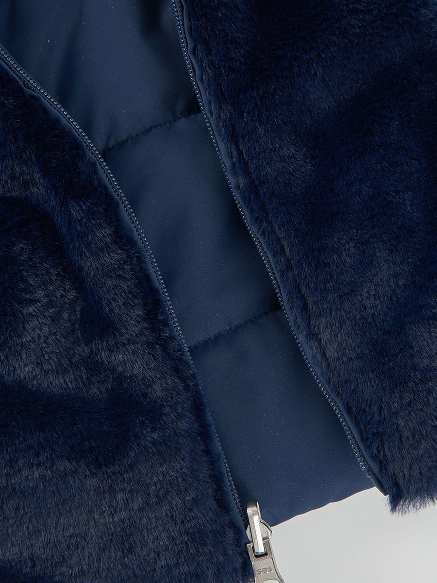 Parka Reversível com Capuz
