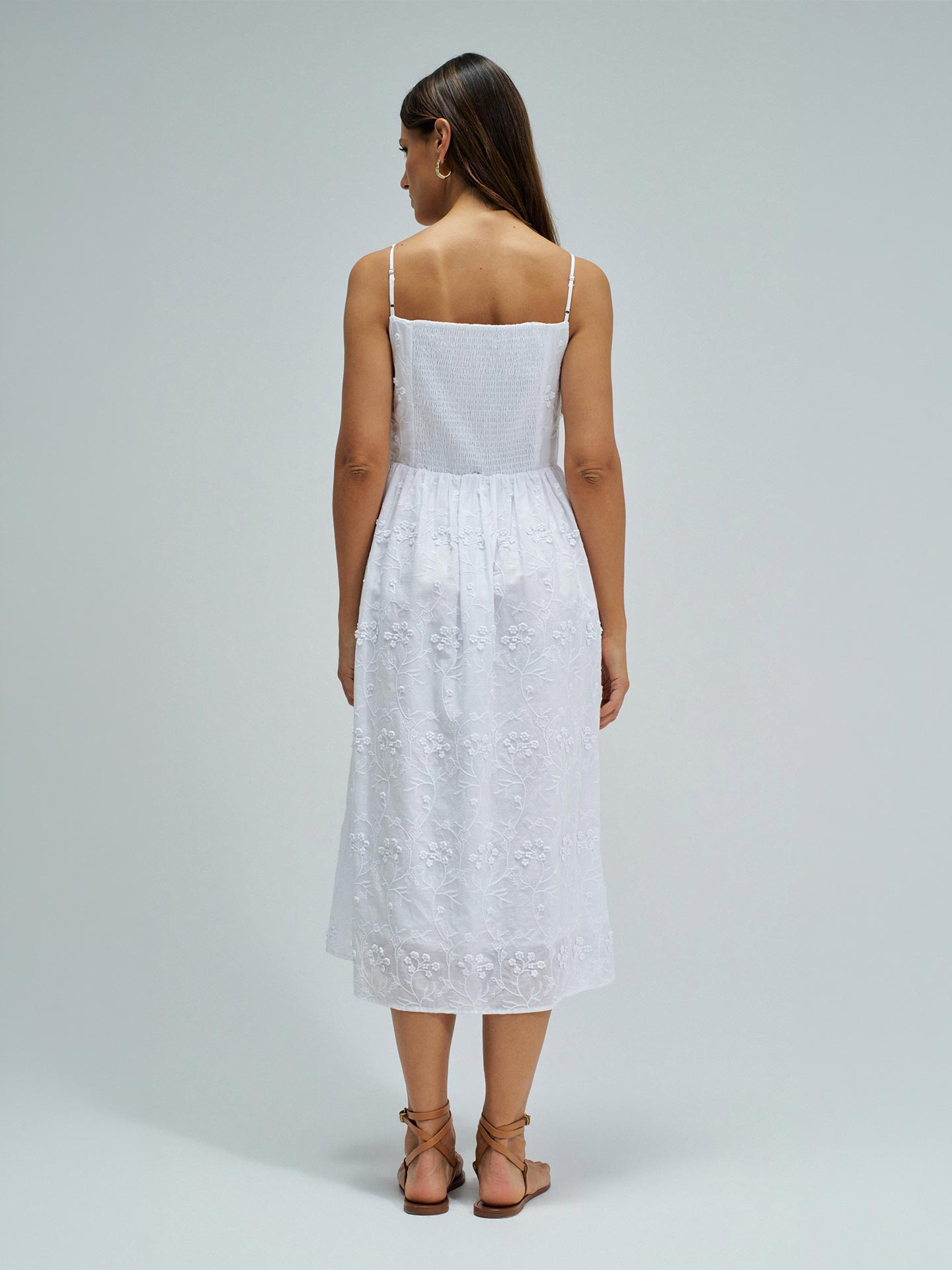 Vestido Midi com Bordados