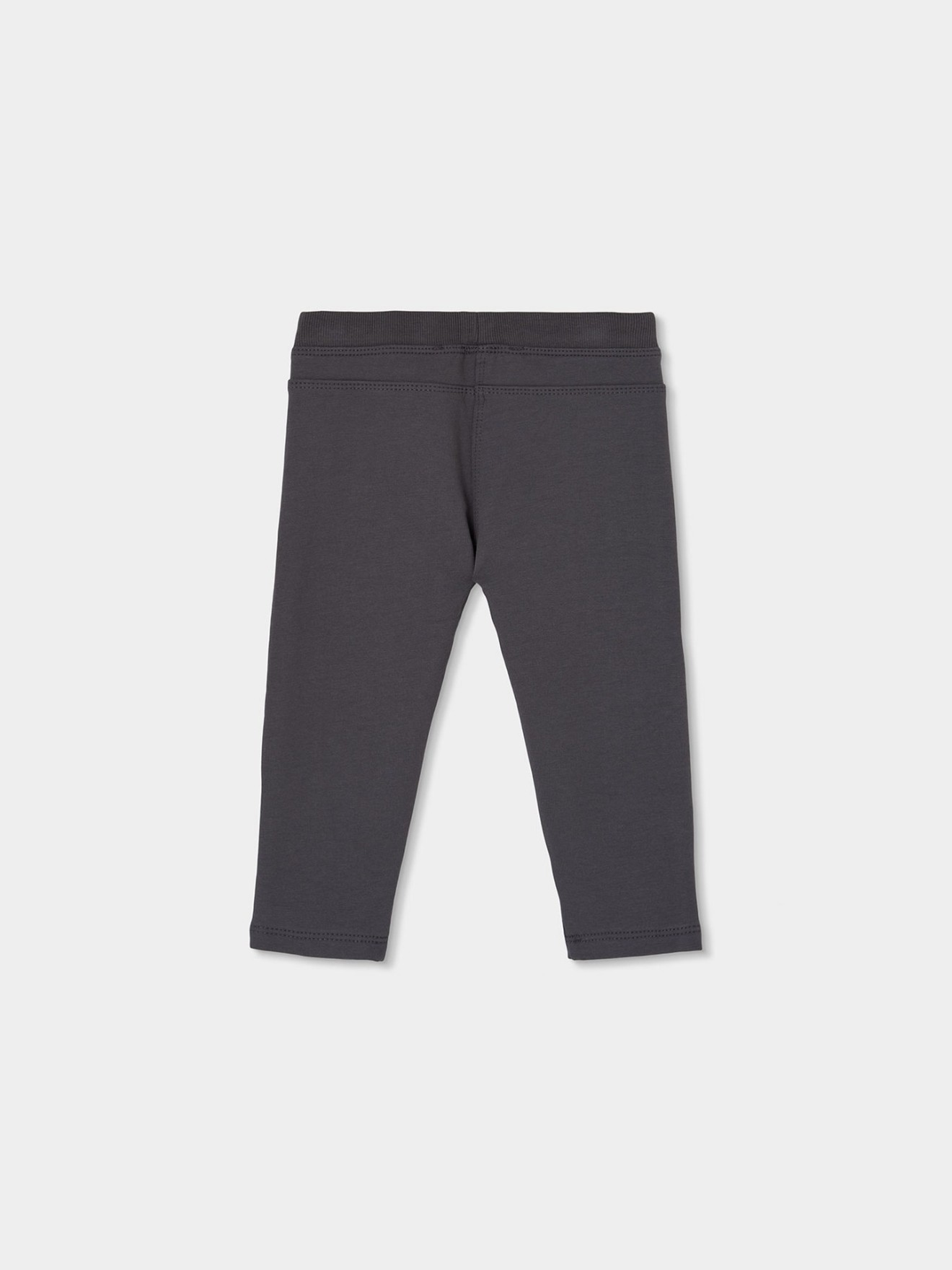 Conjunto de Camisola e Calças