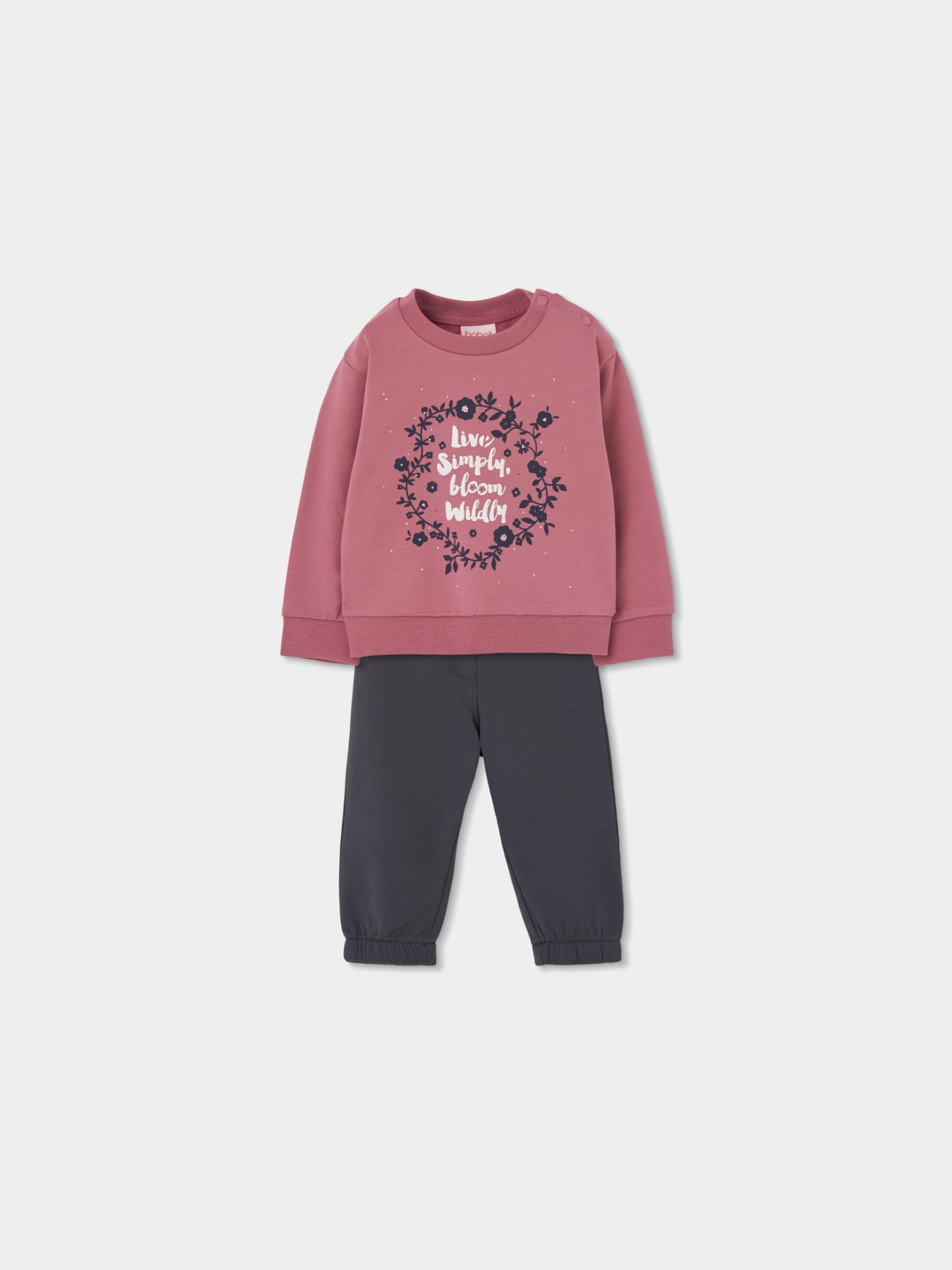 Conjunto de Sweatshirt e Cal�as