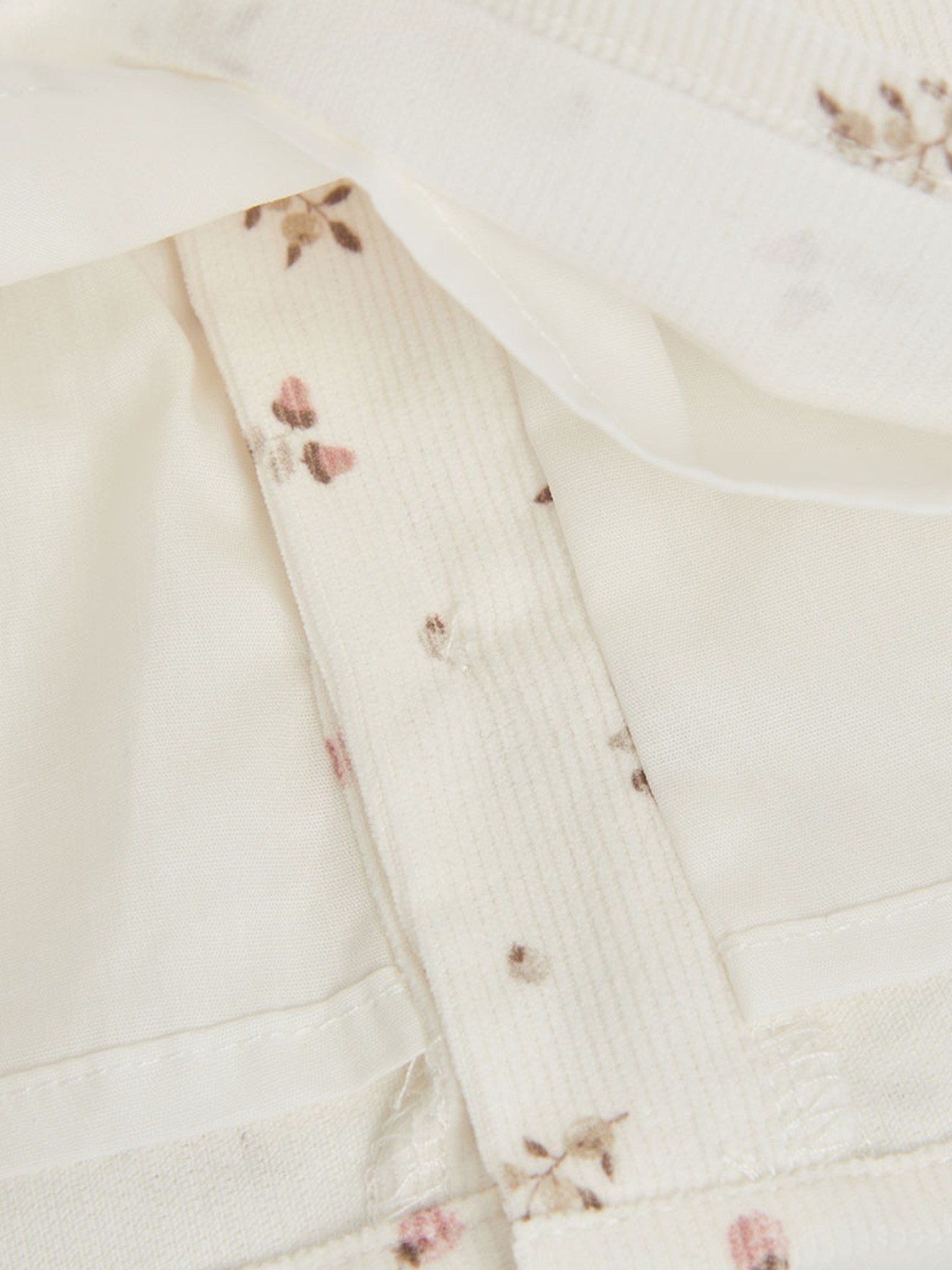 Vestido de Bebé com Padrão Floral