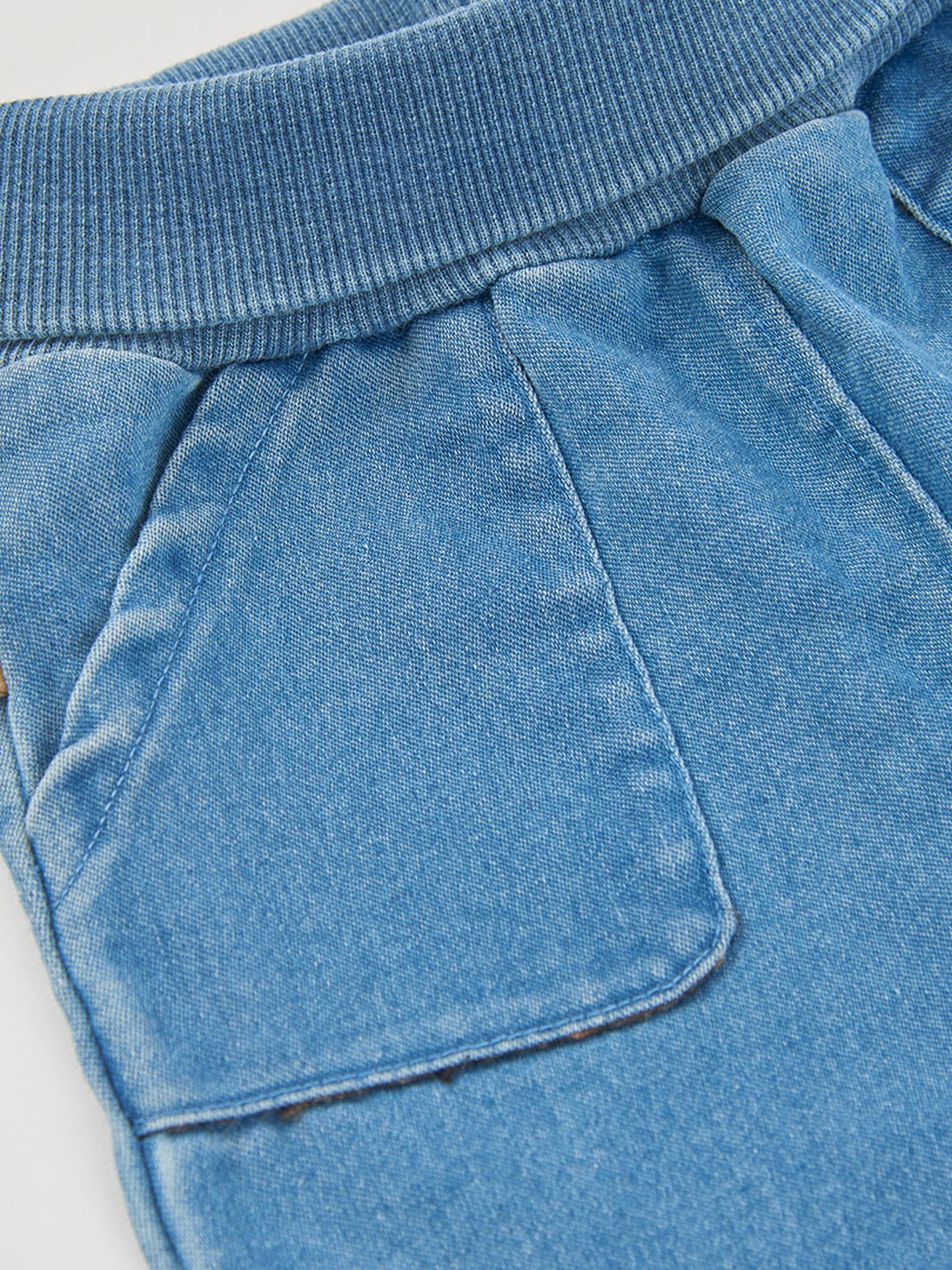 Conjunto de Camisola e Calças para Bebé