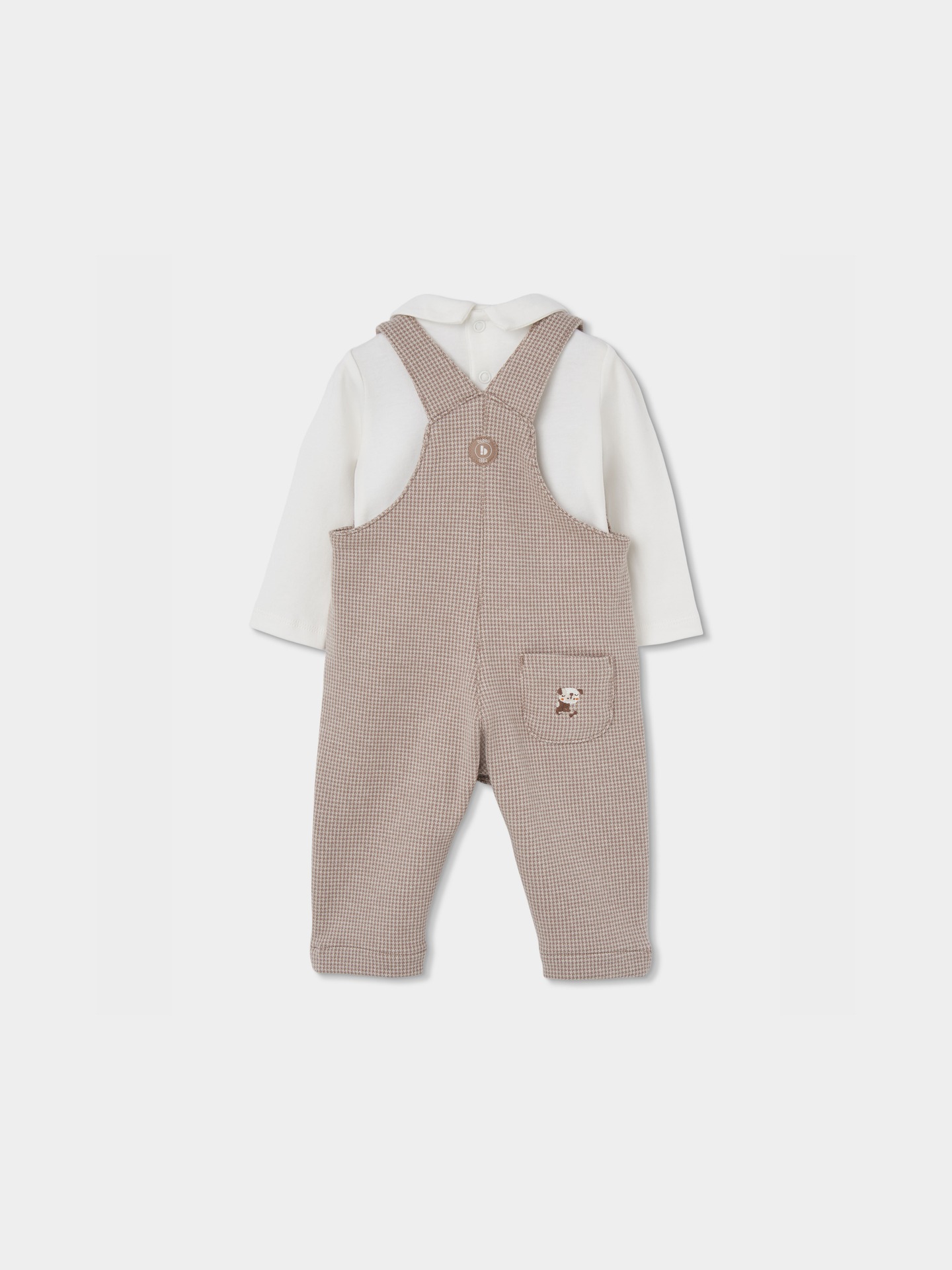 Conjunto de Jardineiras e Body