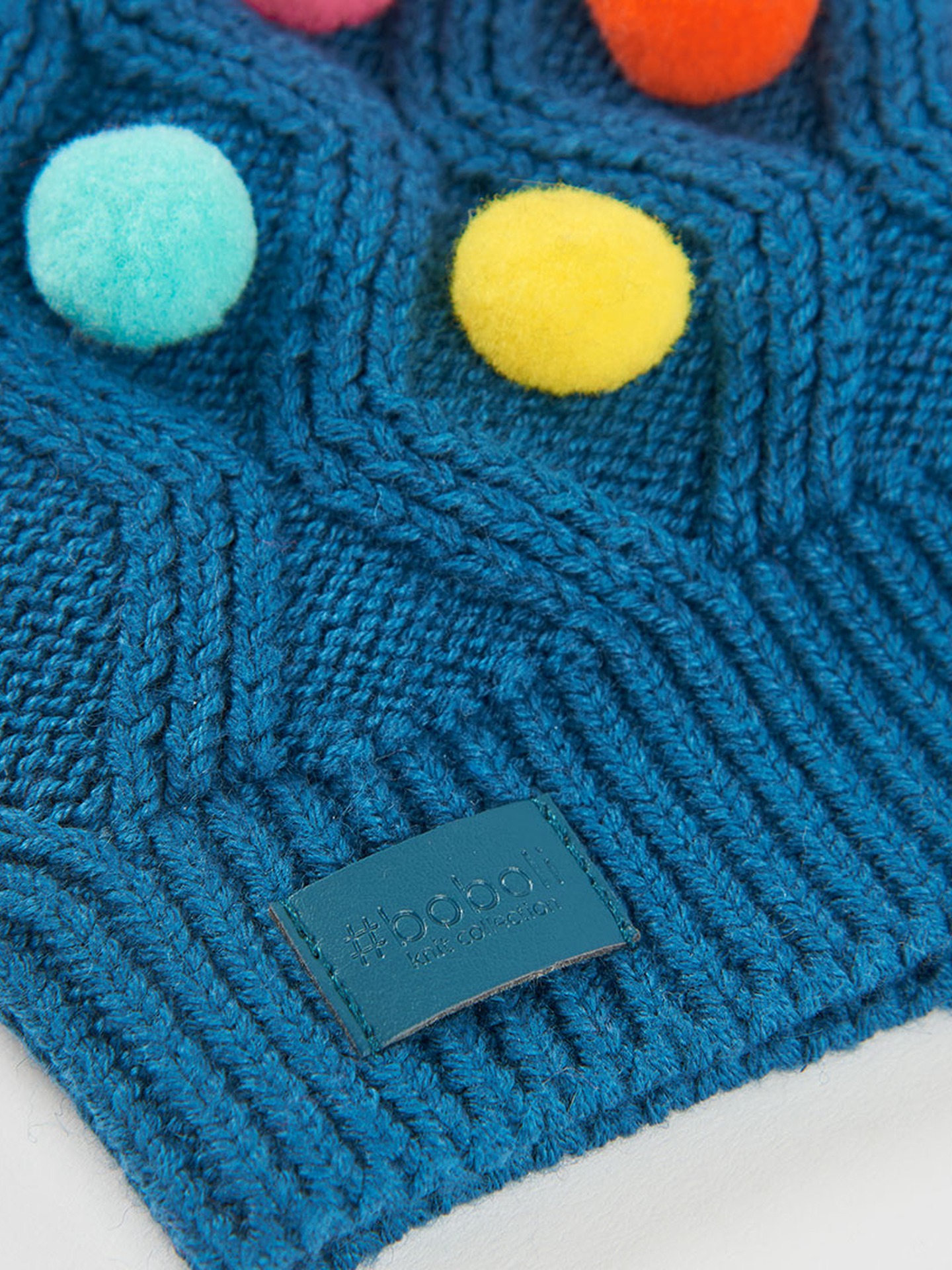 Gorro de Malha com Pompom
