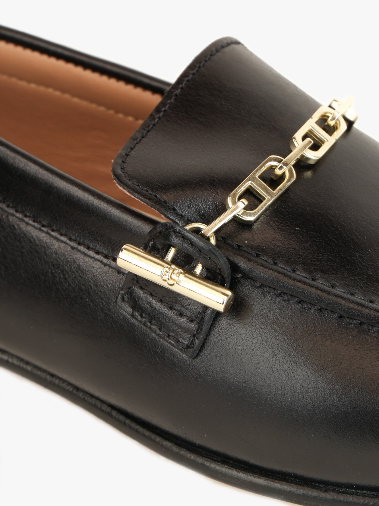 Mocassins em Pele