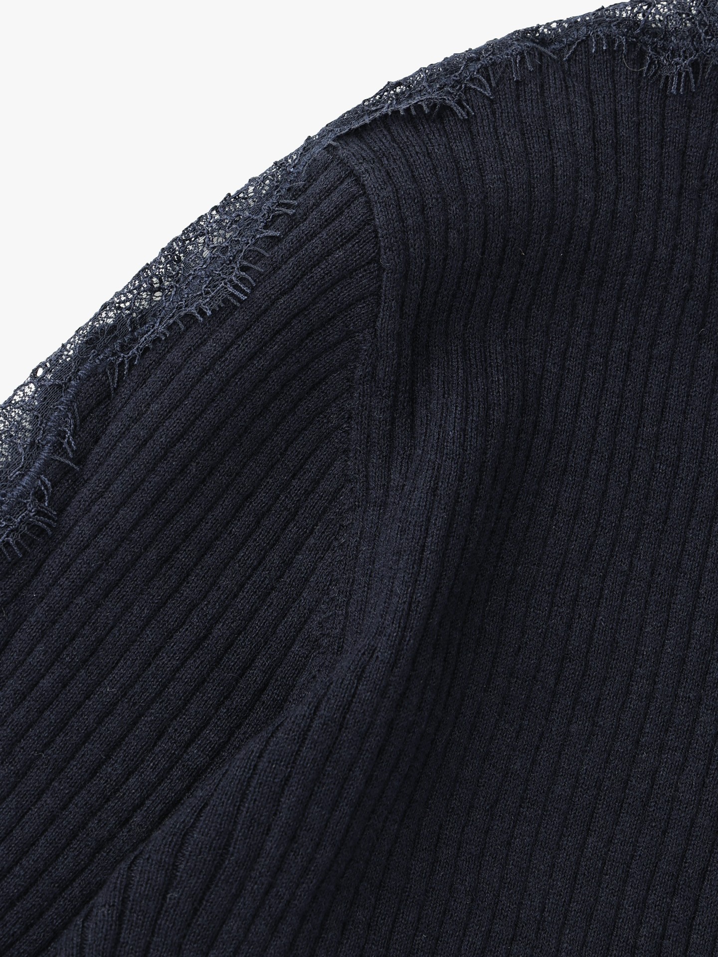 Camisola de Malha com Renda