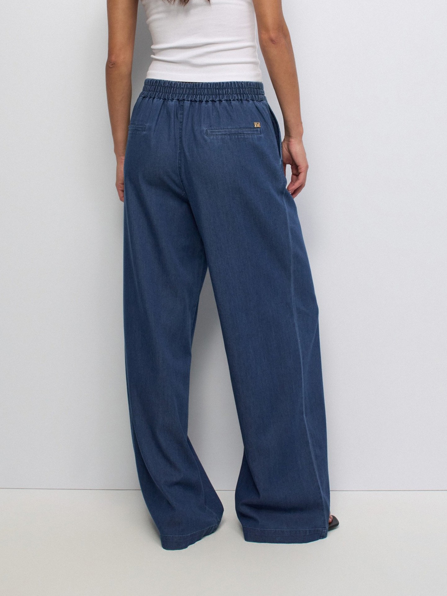 Calças Joggers Wide Leg em Lightdenim