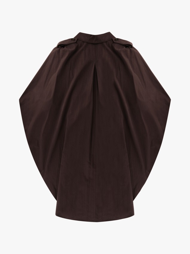 Gabardina com Corte de Capa