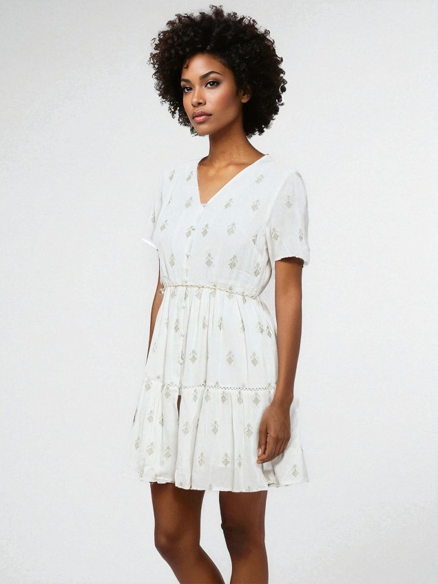 Vestido Curto com Decote em V
