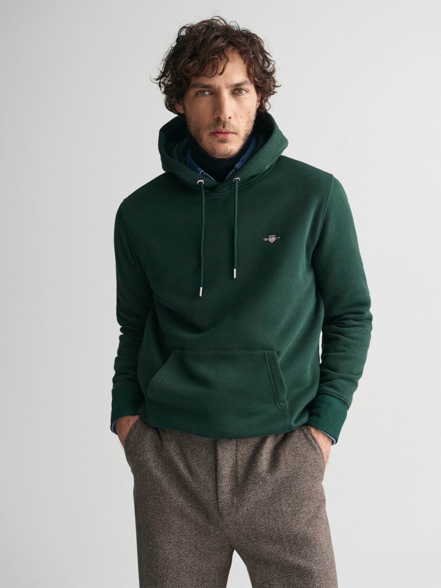 Sweatshirt Regular Fit com Capuz
