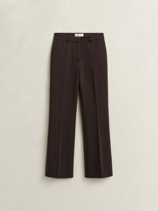 Calças Slim Fit com Perna Flared