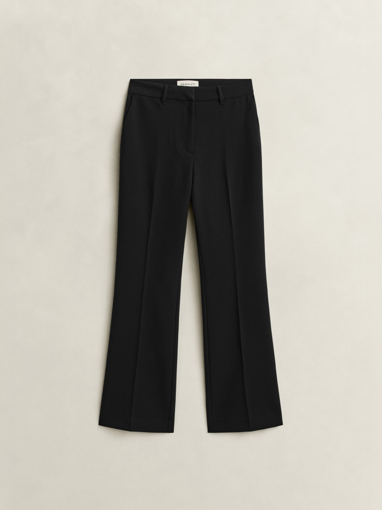 Cal�as Slim Fit com Perna Flared