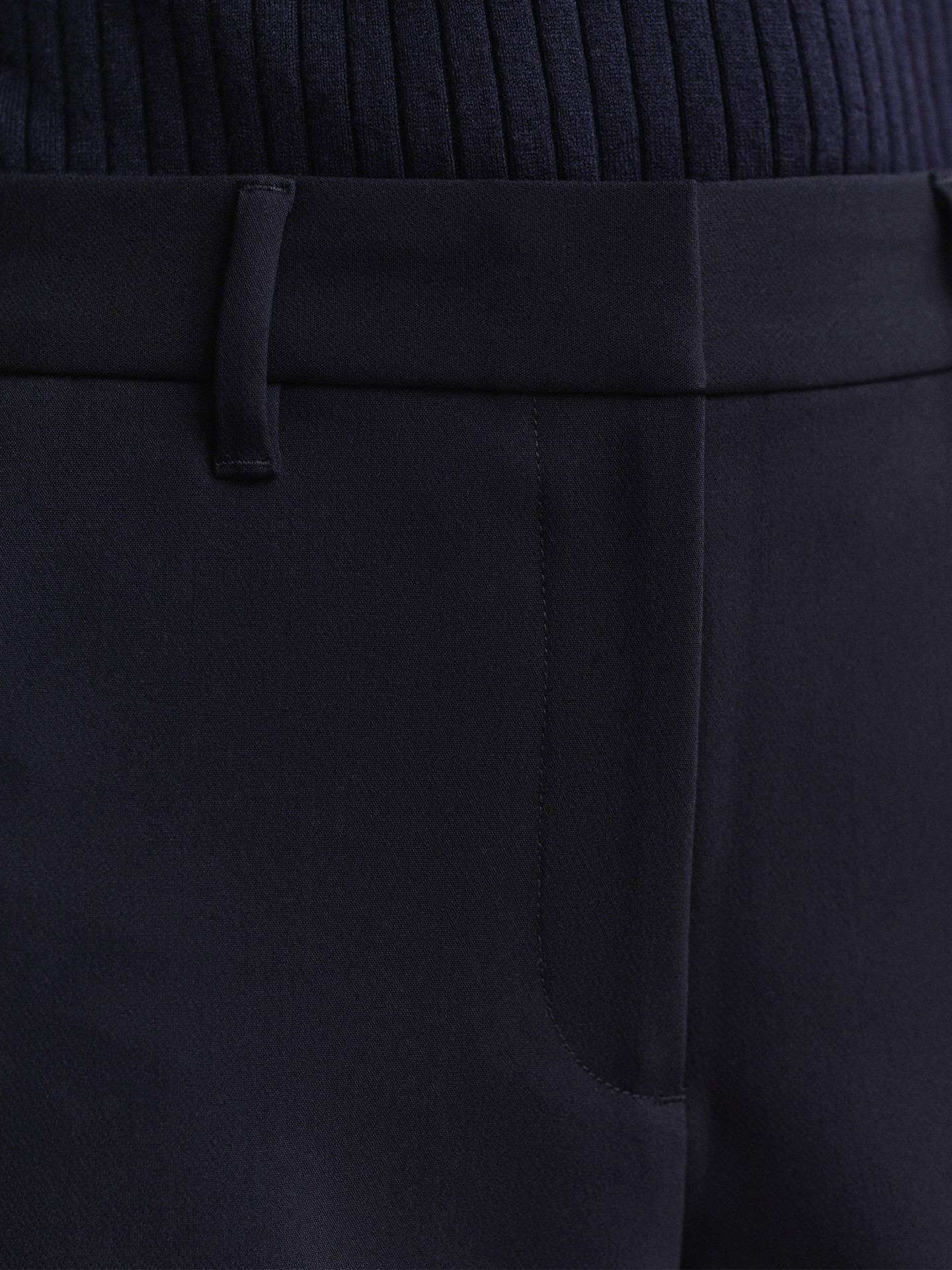 Calças Slim Fit Cropped