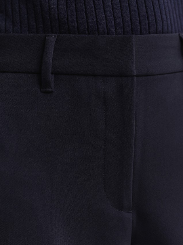 Calças Slim Fit Cropped