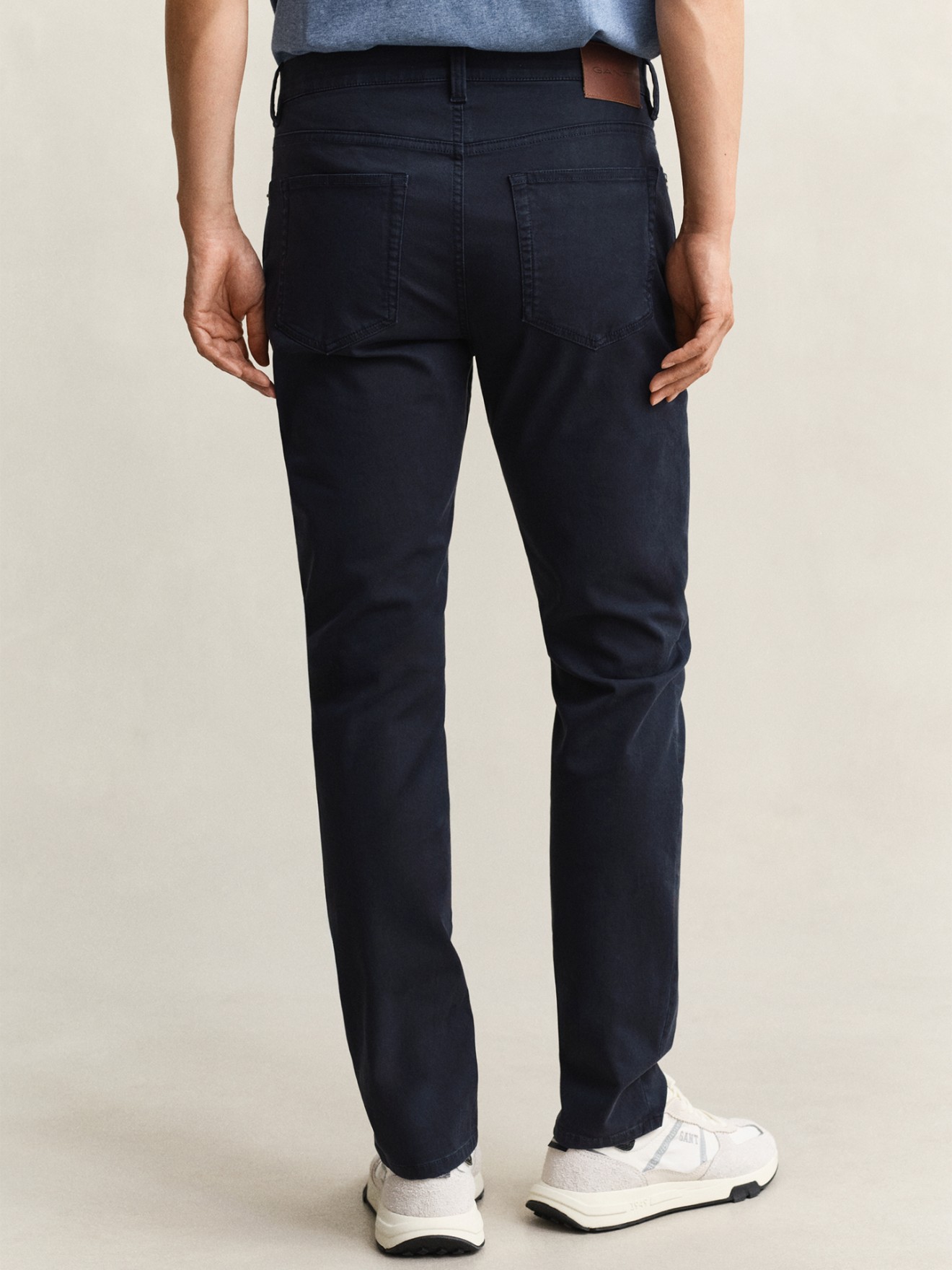 Cal�as Slim Fit