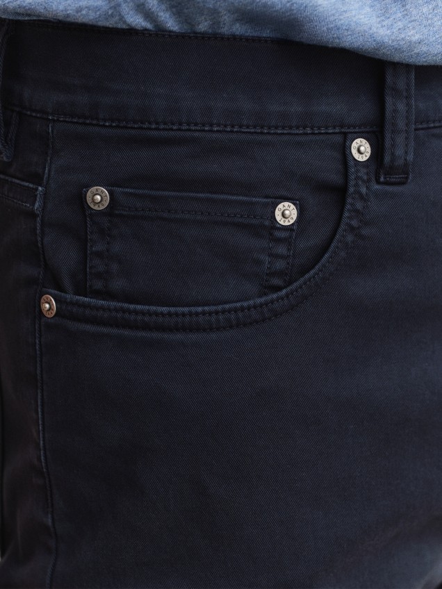 Calças Slim Fit