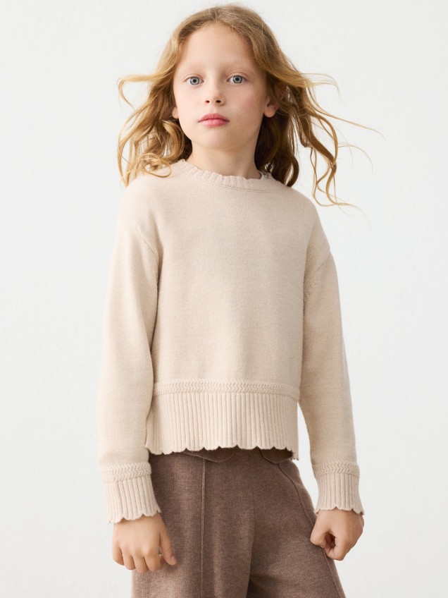 Camisola de Malha com Gola Redonda
