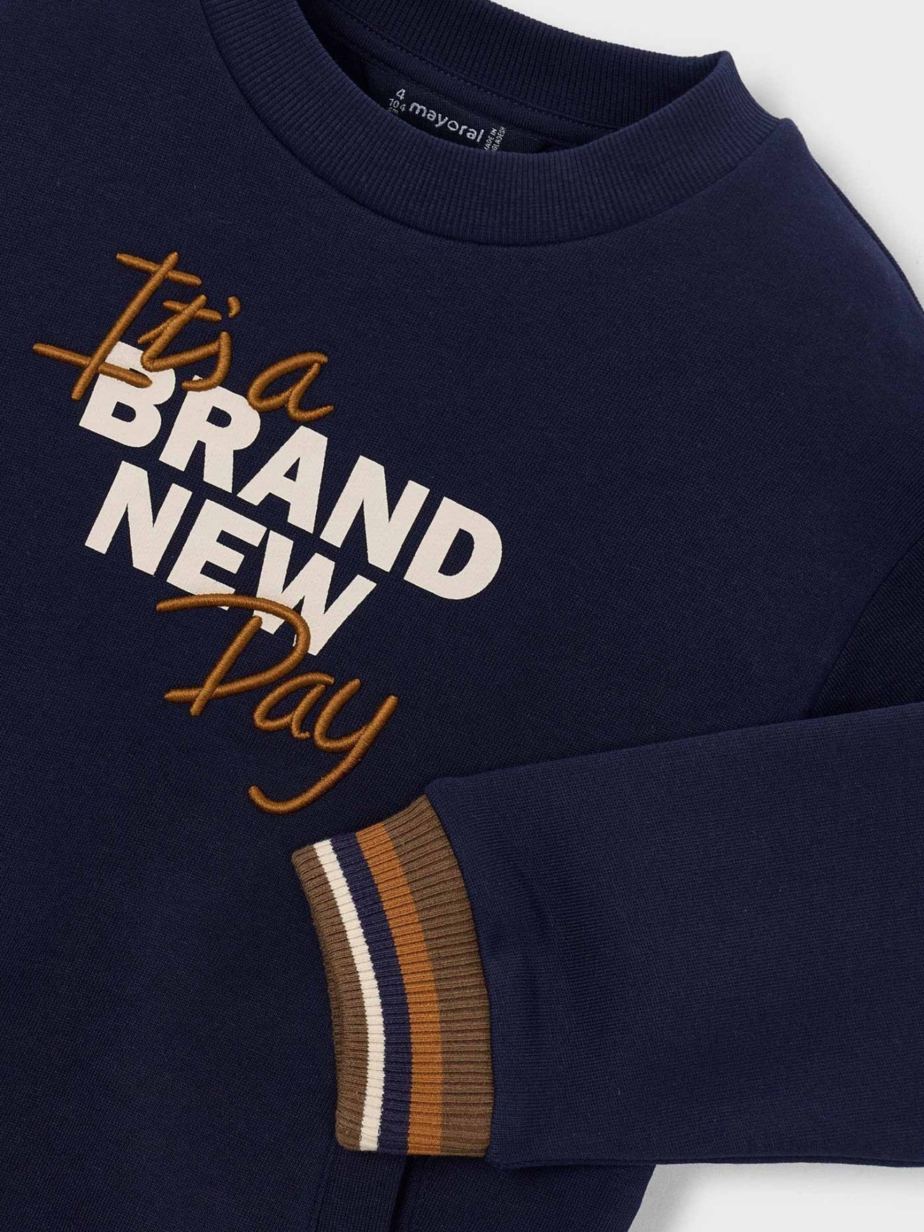 Sweatshirt Bordada