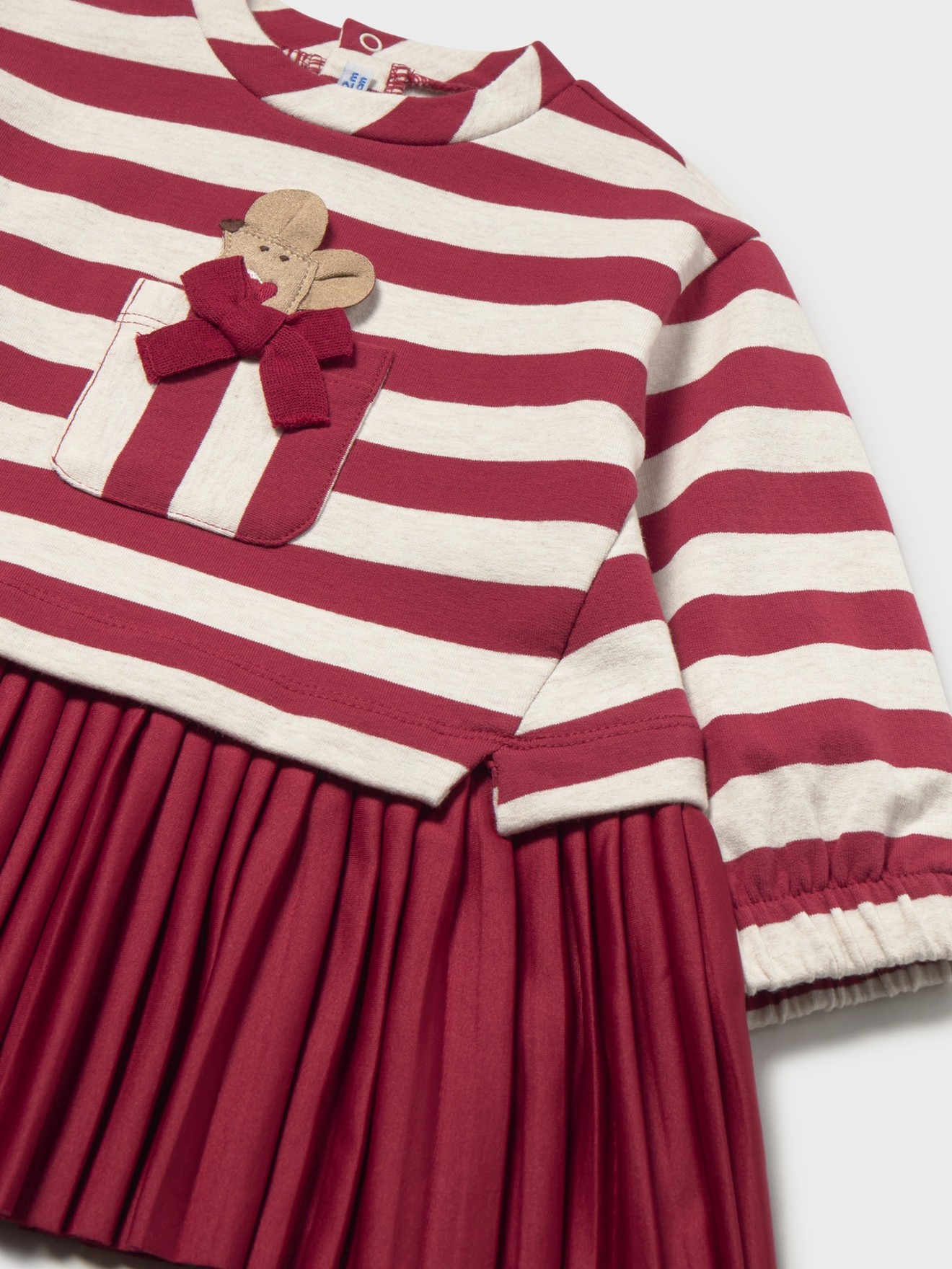 Vestido Combinado com Saia Plissada