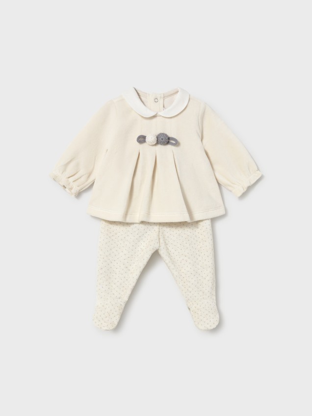Conjunto de Camisola e Calças