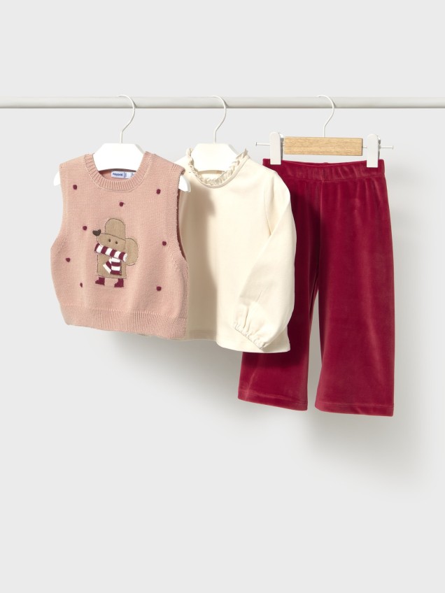 Conjunto de Cal�as e Colete de Malha
