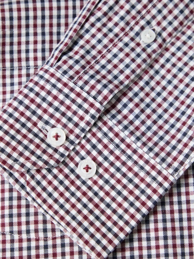 Camisa Regular Fit aos Quadrados