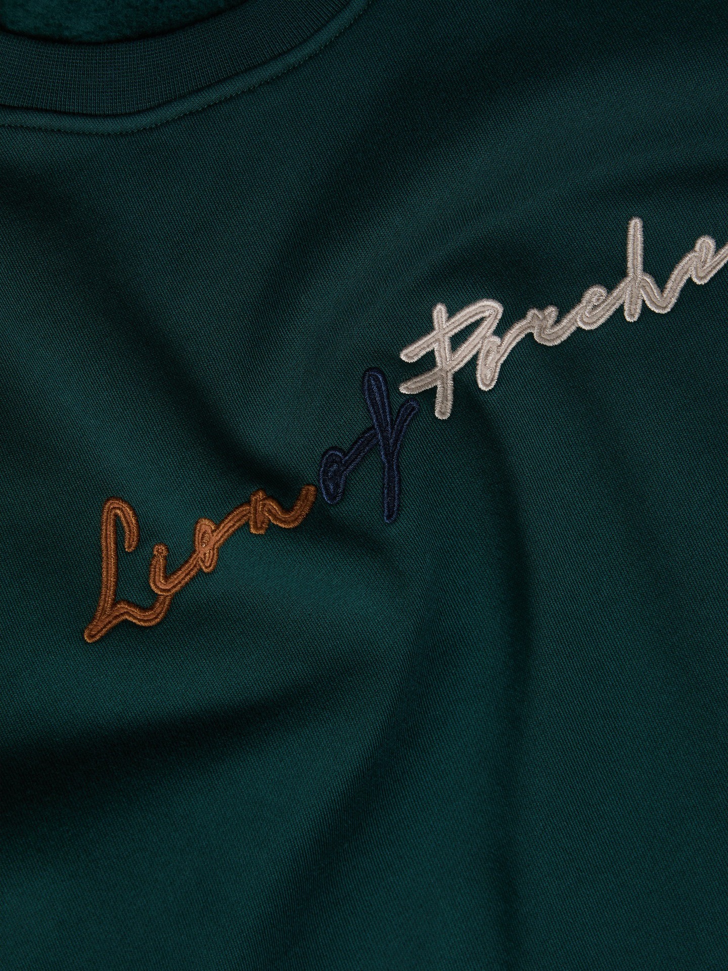 Sweatshirt com Bordado