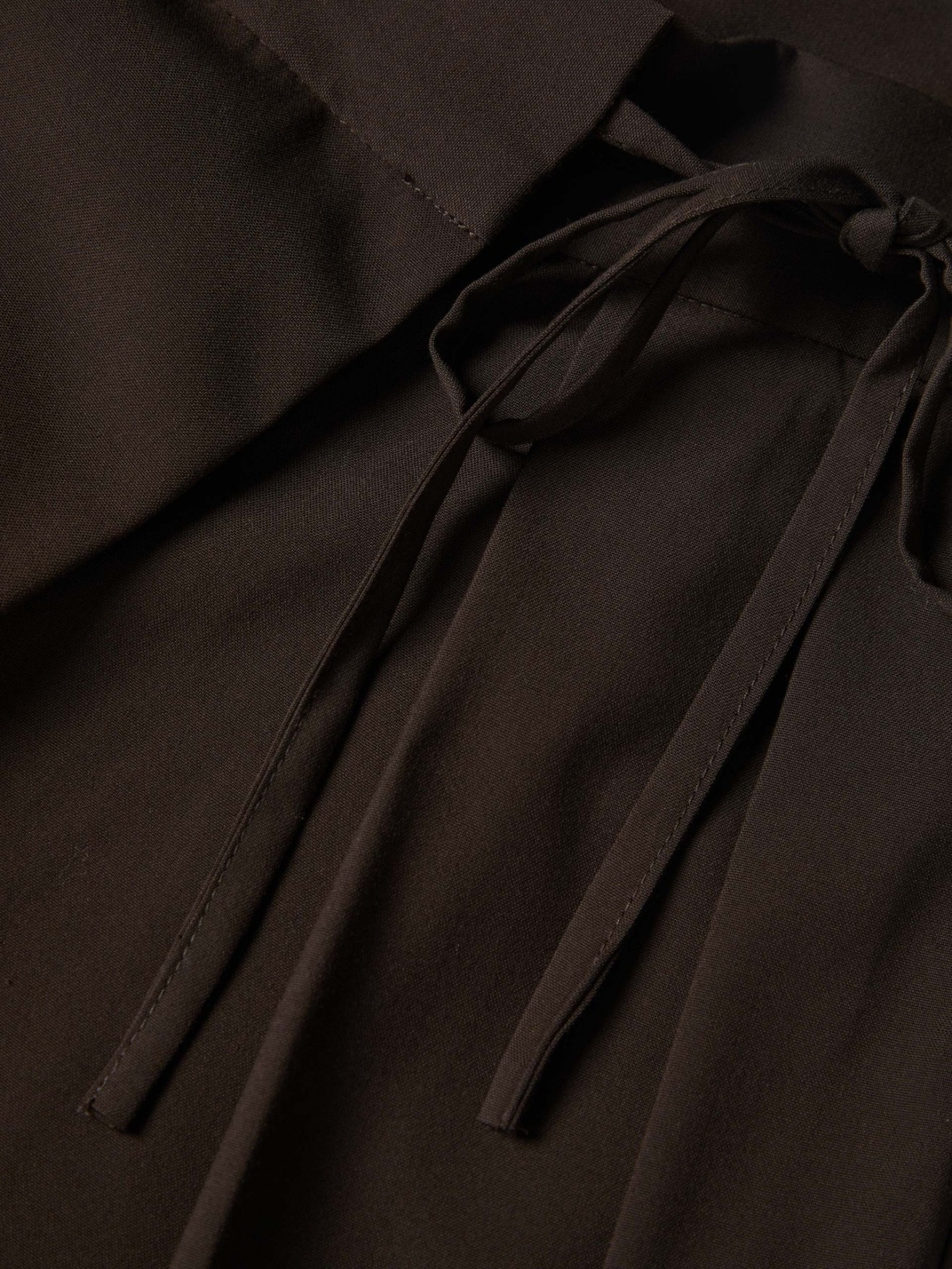 Cal�as Pantalona com Pregas