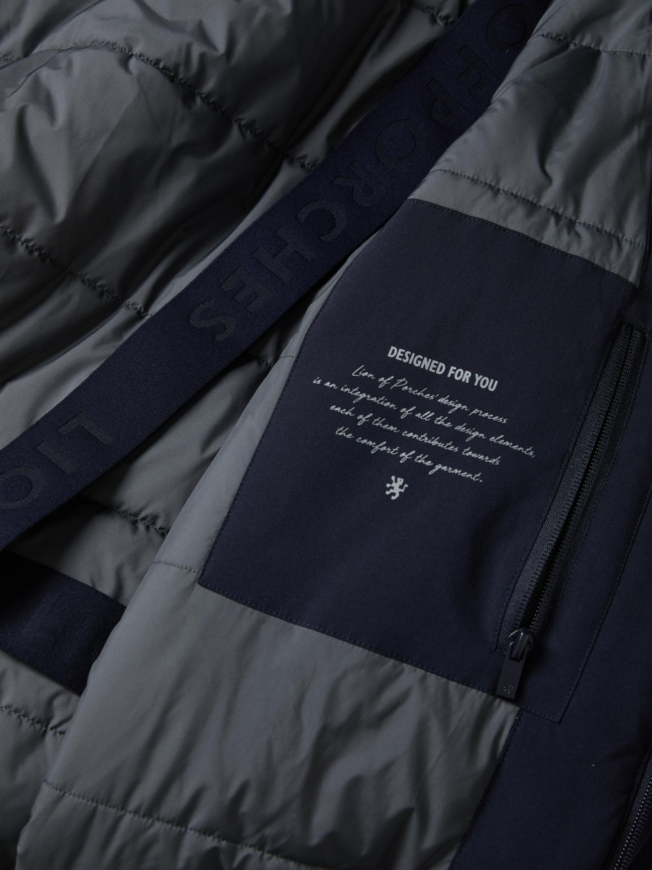 Parka Acolchoada com Capuz