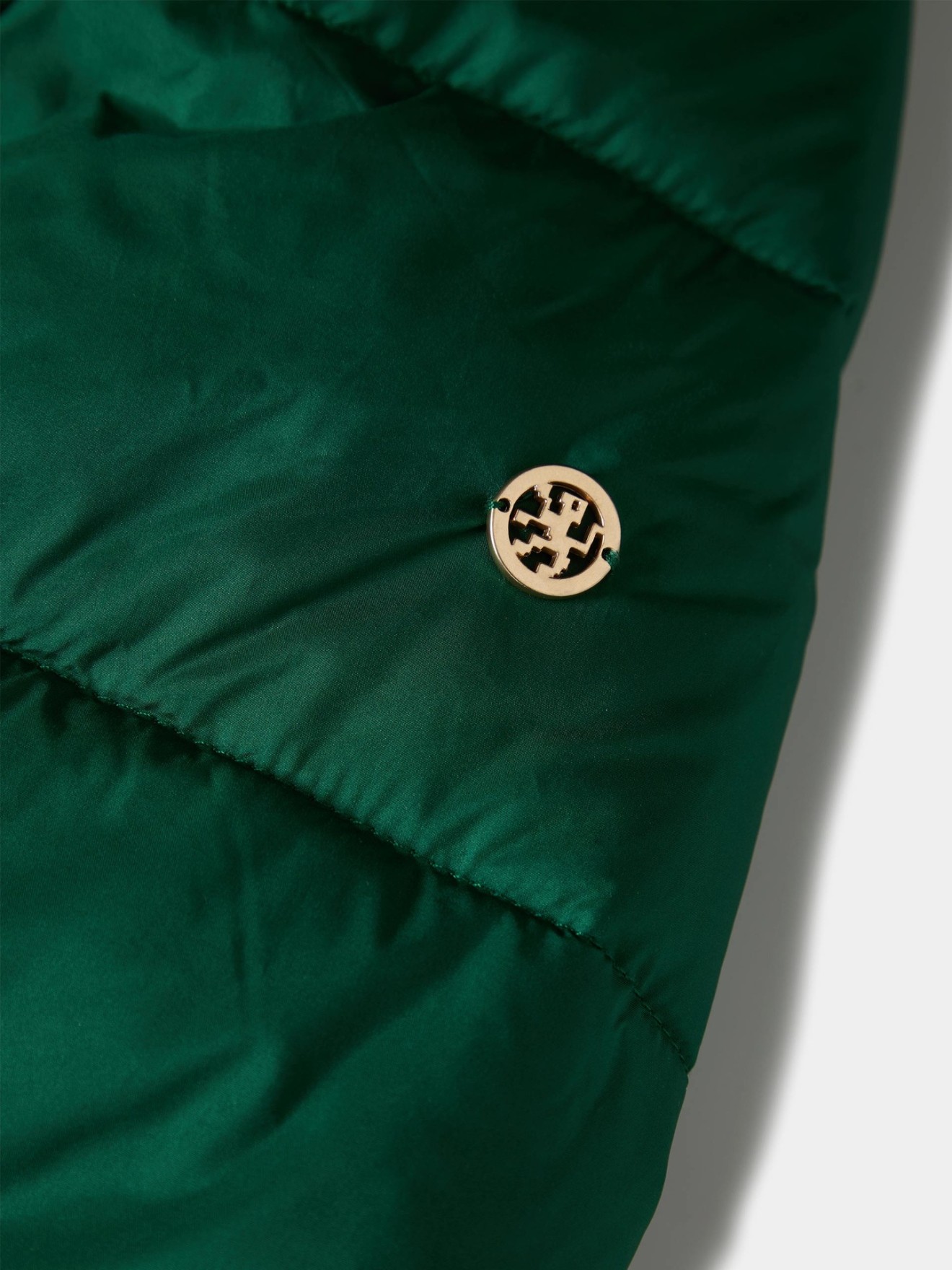 Blus�o Comprido Acolchoado com Capuz